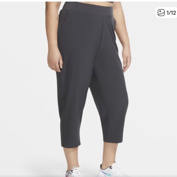 Nike Pants - Nike Women's Xl Dri Fit Flex bliss Victory Cropped Training Pants Dark Grey Gym